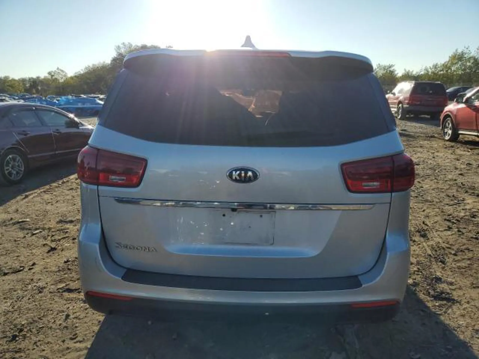 KIA SEDONA L 3.3L FWD