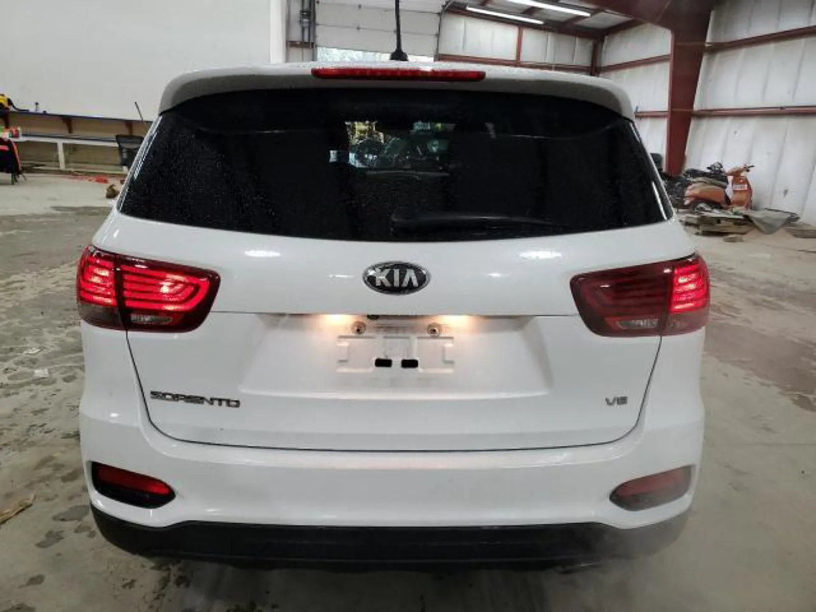 KIA SORENTO LX 3.3 L