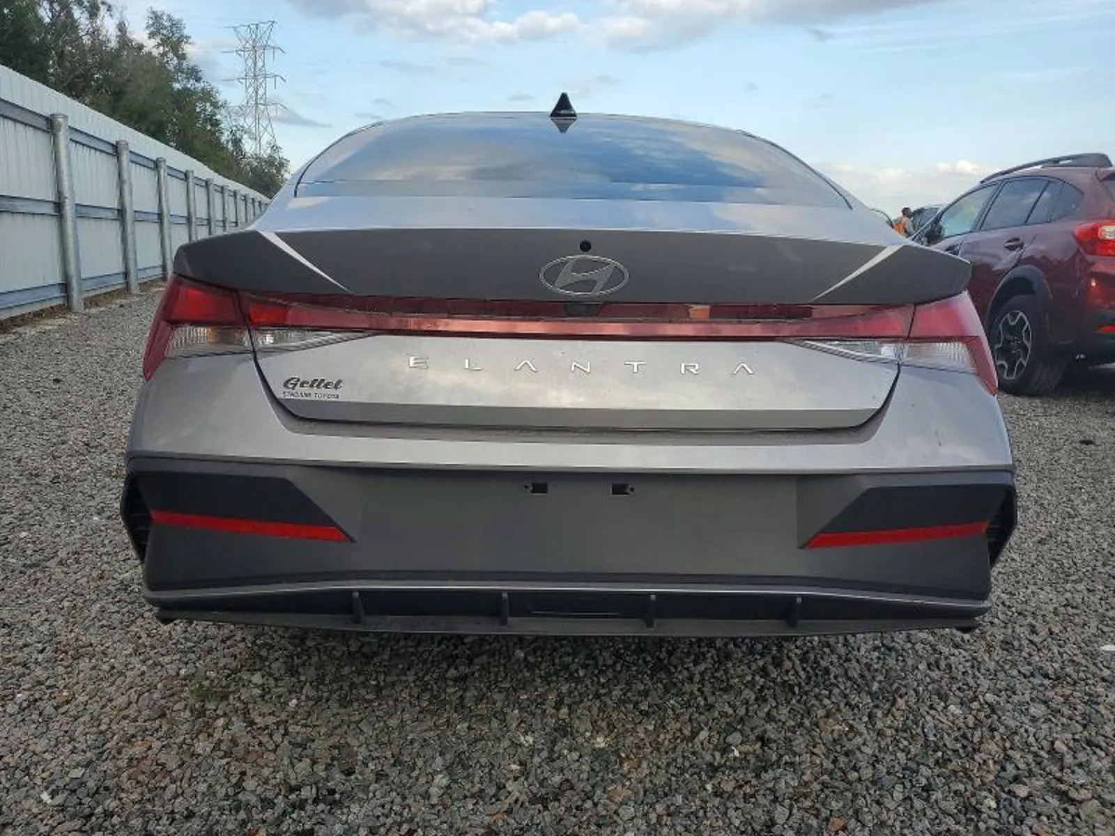 HYUNDAI ELANTRA SE 2.0L